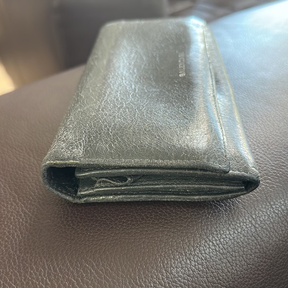 Grey balenciaga distressed wallet - Picture 6 of 7